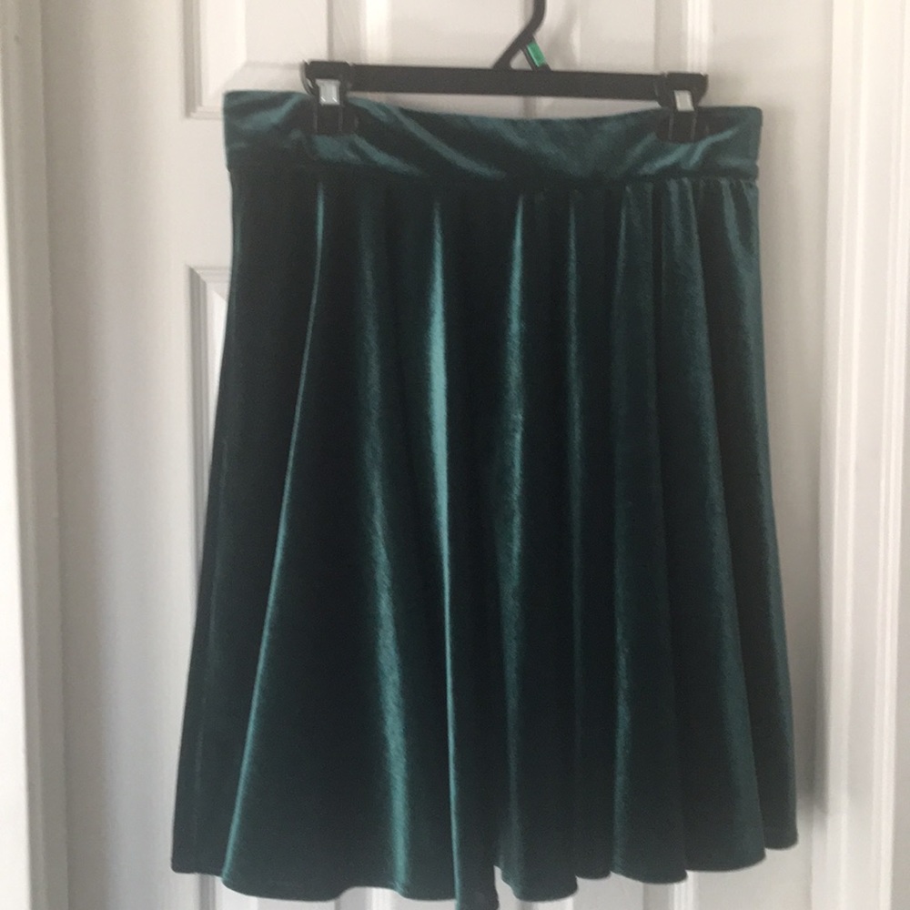 Pinup couture velvet skater skirt